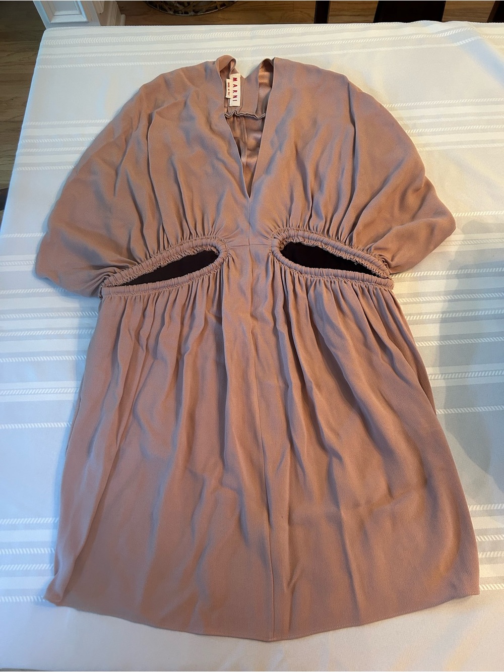 Marni Cutout illusion V-Neck Dress - Blush
